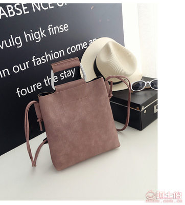 2016欧美潮流新款女包 引领时尚风潮的单肩斜挎包批发指南